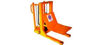 Eleva bobinas modelo 405FH en, Manipuladoras de ejes, cabezales,  bobinas